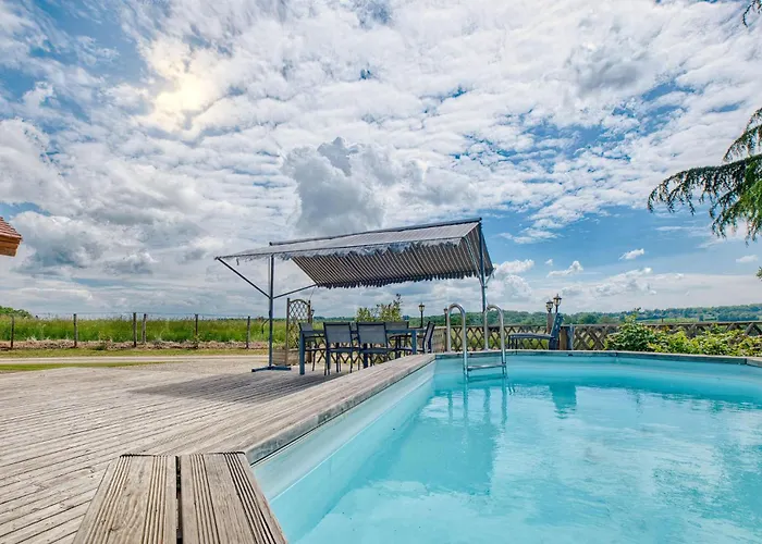 Prázdninový dům Superbe Maison Piscine Privee